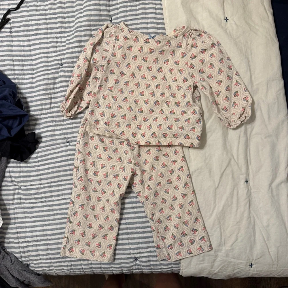 Konges Sløjd matching floral set